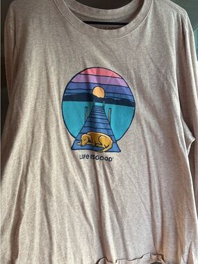 Life is Good Beige Graphic Tee with Lakeside Dog Print